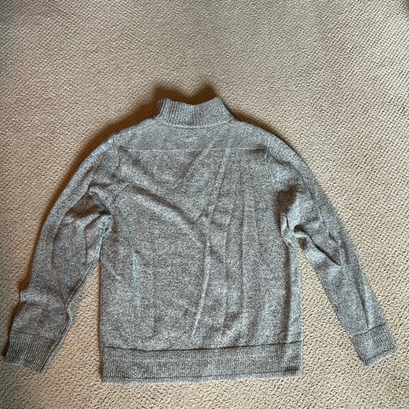 J Crew 100% wool sweater with buttons - Picture 3 of 4
